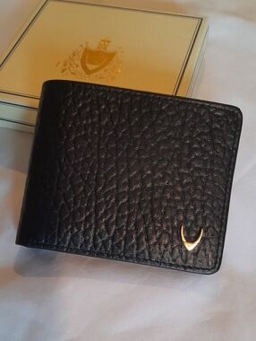 Handcrafted Black Leather Bifold Wallet